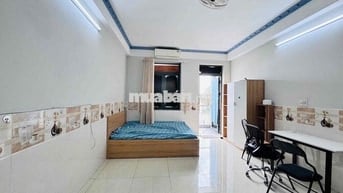 STUDIO FULLNT NHƯ HÌNH CÓ BAN CÔNG NGAY HUIT
