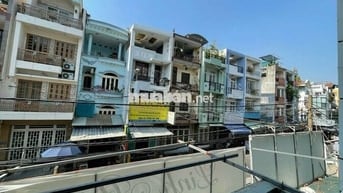 Studio ban công, cửa sổ, full nội thất_Gần ngay đường Nguyễn Oanh, GV