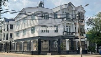 BIỆT THỰ GÓC 2LẦU, MẶT TIỀN KDC BÌNH CHIỂU 8X23M 4PN 7WC, CÓ THANG MÁY