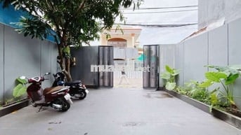 41 Chuyên dùng 9, Phú Mỹ,Q7, DT:213.5m2,3Tầng, Ngang7.4x29m, 23 tỷ