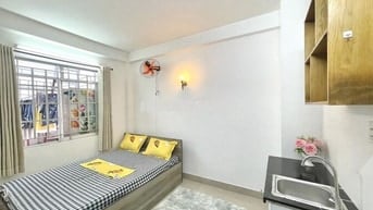 PHÒNG CỬA SỔ MỚI ĐẸP NGAY ĐÀO DUY ANH GẦN TRUNG TÂM PHÚ NHUẬN