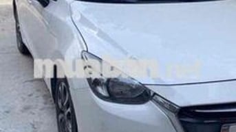 Mazda 2 2015  1.5 AT Sedan - 120000 km