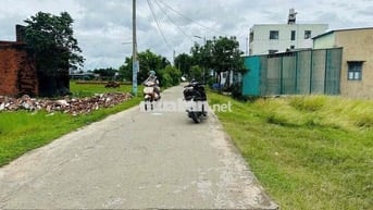 Đất Thạnh Đức, Bến Lức, LA, kế Ng Hữu Trí. 640tr/150m2. SHR, full thổ