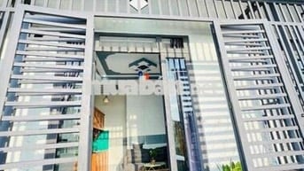 NHÀ MỚI DƯƠNG CÔNG KHI, HẺM Ô TÔ SÁT NGÃ 3 GIỒNG