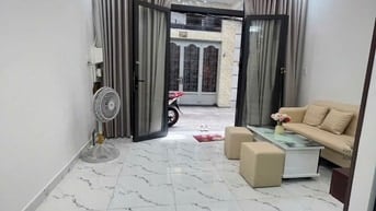 Nhà bán Quận 8 đường hẻm xe hơi tới nhà.