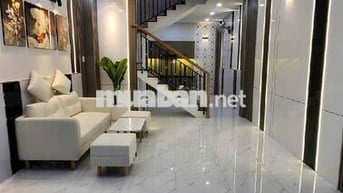 NHÀ BẾN VÂN ĐỒN Q4- SÁT MT- 32m2 - 2 TẦNG- GIÁ 4 TỶ NHỈNH