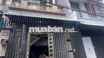 NHÀ PHỐ 3 LẦU – 5mx11m – SÁT CHỢ HIỆP THÀNH QUẬN 12 – XE HƠI TẬN NƠI