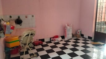 Nhà mặt tiền cách chợ 50m nở hậu cần bán
