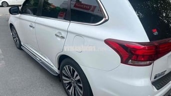Mitsubishi Outlander 2022 2.0 Premium - 15000 km