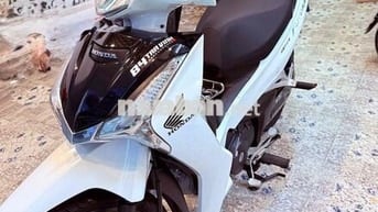 Xe chính chủ bán - Đi chưa dc 2000km