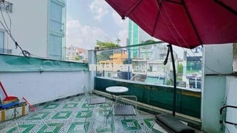 NGAY CHÂN CẦU KIỆU SÁT Q3, 2PN, BAN CÔNG RỘNG, CÓ THANG MÁY, PHÚ NHUẬN