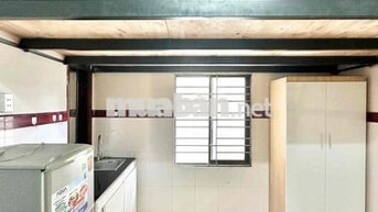 Căn Hộ có gác - Thang máy - Ngay bệnh viện Thống Nhất