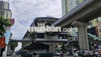 HIẾM - TRUNG TÂM MỖ LAO QUẬN HÀ ĐÔNG - 2 THOÁNG TRƯỚC SAU - GIÁ ĐẦU TƯ