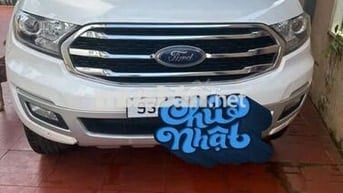 Everest 2019 titanium 1 cầu odo 84.000km