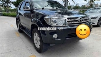 Toyota Fortuner 2010