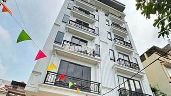 BÁN NHÀ CHDV 27PN- 27WC-132M2- 5 LẦU HẺM XE VF3- HDT 80TR/1THANG 15ty
