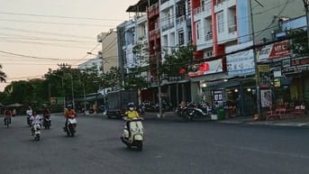🇻🇳Bán nhà mặt tiền KDC Him Lam - Ba Tơ phường 7 quận 8. 