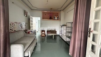 Nhà Phố Cho Thuê Ở 4-5 người , hoặc làm văn phòng  cty …