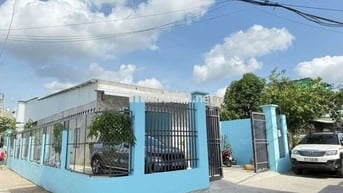 Cần Cho thuê xưởng mới xây 100% .trung đông .Hóc Môn