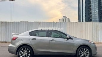 Mazda 3 Sedan – 2014