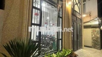 chính chủ cho thuê ccmn tại đê la thành