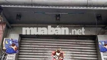 Nhà mặt Tiền lạc long quân (30m2 ) cần bán gấp