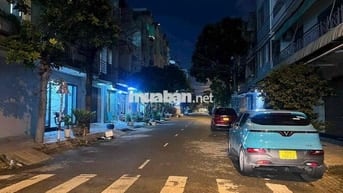 Bán nhà mặt tiền khu dân cư tên lửa, phường An lạc