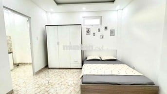 CHDV FULL NỘI THẤT – HẺM 424 NGUYỄN TẤT THÀNH, Q4 – GIÁ 7.5TR