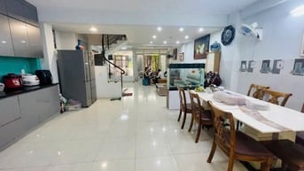 Bán nhà khu Tân Quy Đông 108m2 sổ hồng. Giá 19 tỷ thương lượng