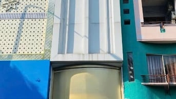 Cho thuê nhà mặt tiền Huỳnh Văn Bánh, Phường 11, Quận Phú Nhuận