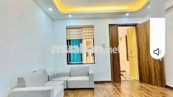 CHÍNH CHỦ BÁN NHÀ TẬP THỂ HOÀNG NGỌC PHÁCH, ĐỐNG ĐA, 85M, NHÀ DÂN