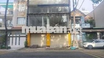 Tòa nhà 200m2 đất, 1200m2 sàn PCcc đầy đủ kdc chánh nghĩa