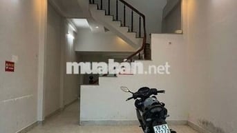 NHÀ NGUYÊN CĂN 3PN 3WC TRỐNG SẴN MẶT TIỀN ĐƯỜNG SỐ 85 QUẬN 7