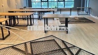 Cho thuê văn phòng Building Dương Đình Nghệ 102m giá 12$