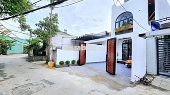 Bán nhà kiệt ô tô hoàng văn thái