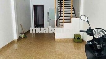chính chủ tôi cần bán nhà mặt ngõ Phú Diễn - Oto Tránh nhau