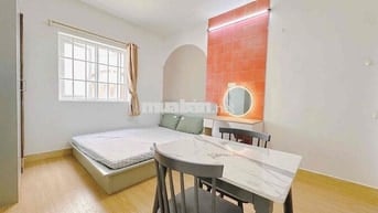 🏡 Căn Hộ Dịch Vụ Full NT - Cửa Sổ Thoáng - Ngay Chợ Bà Chiểu - ĐH UEF