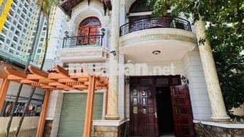 BIỆT THỰ MẶT TIỀN ĐƯỜNG TÊN KINH DOANH SẦM UẤT RẤT NGỘP GIÁ 16TỶ NHỈNH