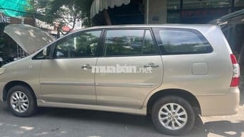 Toyota Innova 2012 E - 120000 km