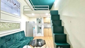 TRUNG TÂM QUẬN 10 TIỆN DI CHUYỂN UEH HUFLIT HOA SEN