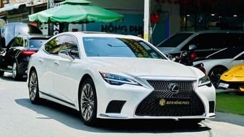 Lexus LS 500 odo mới 17.000km model 2024