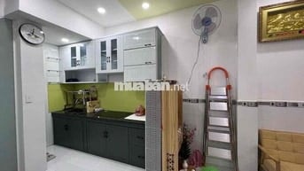 Nhà Q10 Bà Hạt-37M2-2pN-2WC - N thất đầy đủ- Giá thuê chỉ 12tr5/ thang