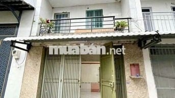 Bán Gấp Nhà : Đường 1A ,Gần Chợ ,4x10m ,1 Lầu.