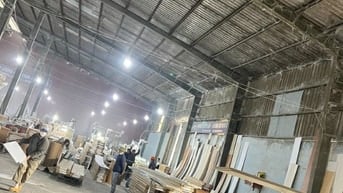 CỬA HÀNG CẦN TUYỂN LĐPT NAM / NỮ CÔNG VIỆC LÂU DÀI KHU VỰC QUẬN 11 