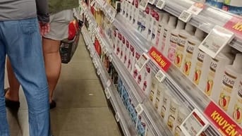 CỬA HÀNG CẦN TUYỂN LĐPT NAM / NỮ CÔNG VIỆC LÂU DÀI KHU VỰC QUẬN 11 