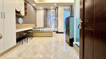 QUẬN 10- MÁY GIẶT RIÊNG BAN CÔNG- UEH, HUFLIT, VẠN HẠNH MALL