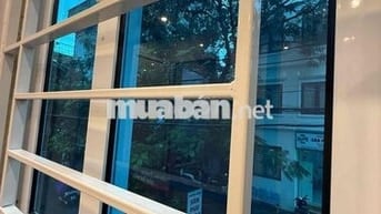 Tập thể tầng 2 lô góc mặt đường Giáp Bát 90m2 sổ chung