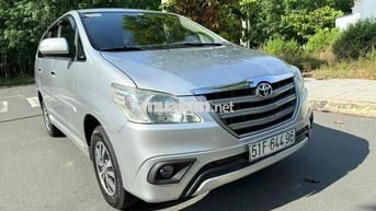 Toyota Innova 2016 - 130000 km