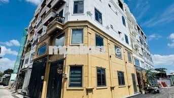 NHÀ LẦU LUNG LINH – 5 tầng, Ngay TL10, NỘI THẤT XỊN, 4.3x15m, 7.xx tỷ