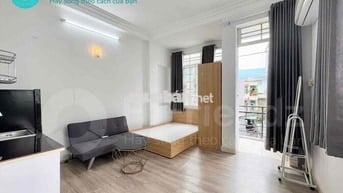 TRỐNG SẴN CĂN HỘ BAN CÔNG THOÁNG MÁT, FULL NT GẦN BỜ KÈ TRƯỜNG SA Q3